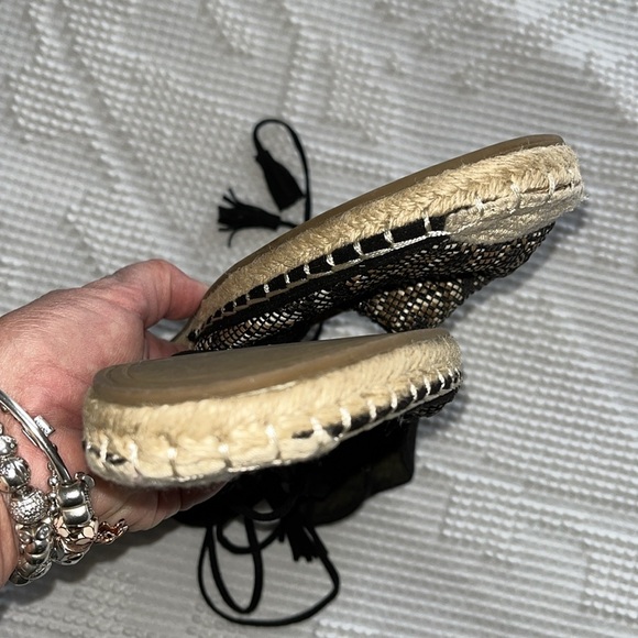 Indigo Road ladies espadrille flats with ankle tie size 9 - Picture 5 of 6